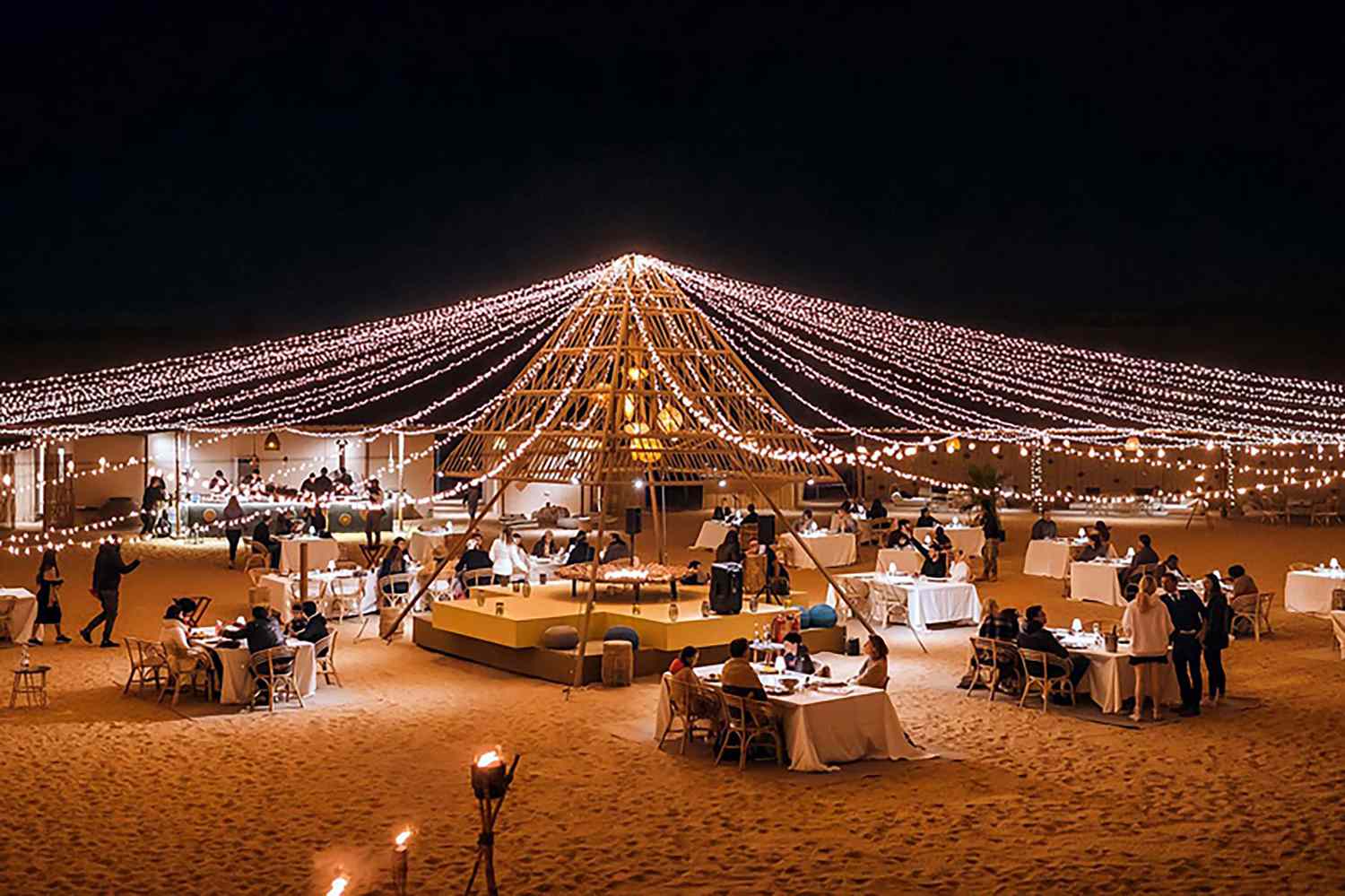 Luxury Desert Dining UAE